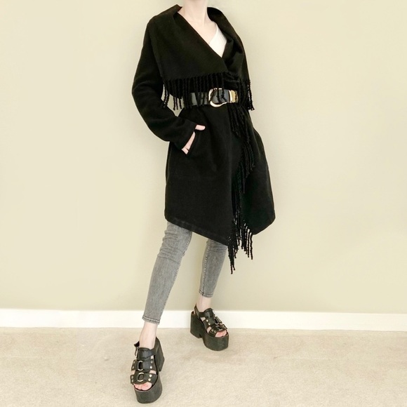 BB DAKOTA Candace Black Fringed Waterfall Coat - Picture 4 of 9